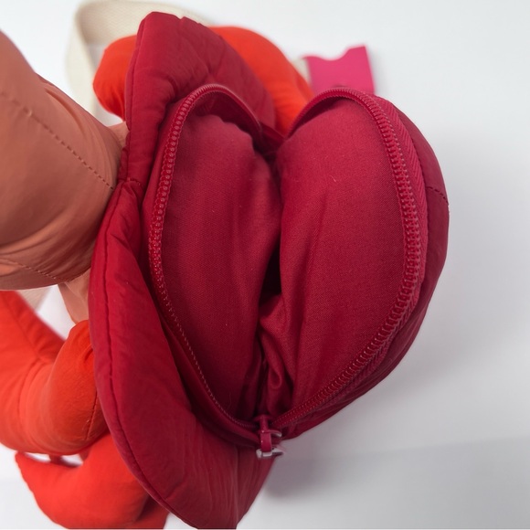 Zara Disney The Little Mermaid Plush Sebastian Parachute Shoulder Fanny Pack Bag - Picture 16 of 16